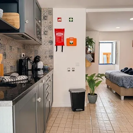 Old Fisherman's Corner 16 - Centro Old Town Apartment *